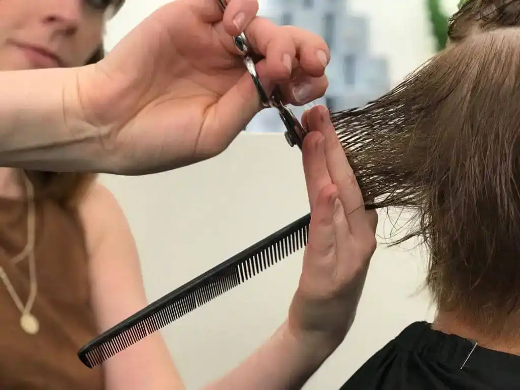 Haare schneiden lassen Lauenhagen Haare schneiden lassen Lauenhagen
